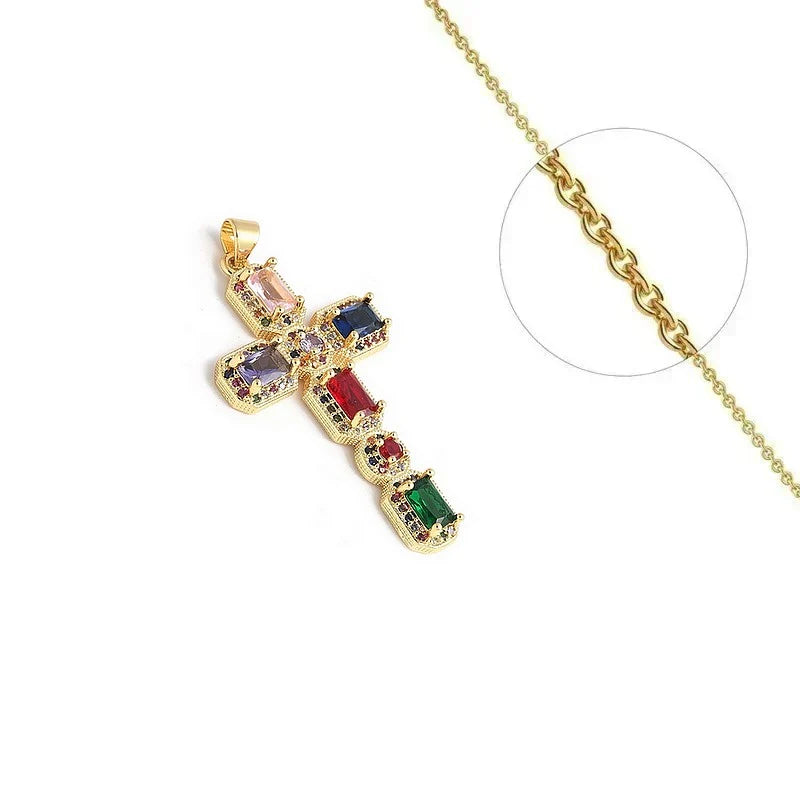 Collier Doré Pendentif Croix Zirconiums Colorés – Chaîne 45 cm | Bijou Original
