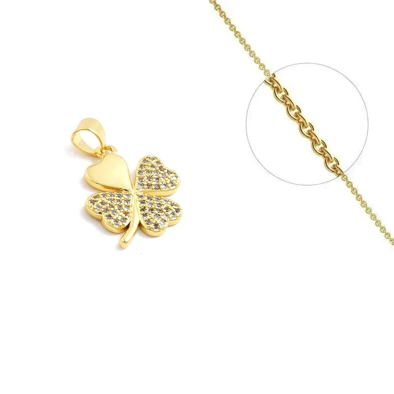 Collier Doré Pendentif Trèfle Zirconiums – Chaîne 45 cm | Bijou Porte-Bonheur