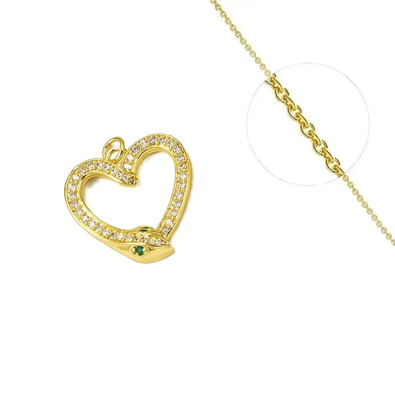Collier Pendentif Cœur Serpent Zirconiums Étincelants Doré – Design Unique | Plaqué Or 1 Micron