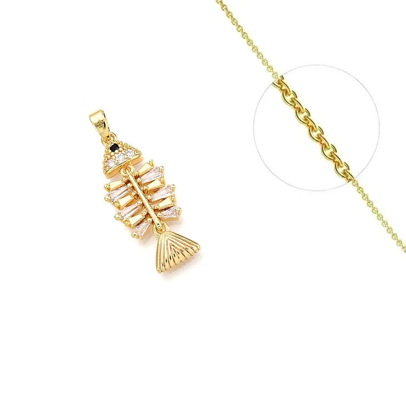 Collier Pendentif Petit Poisson Zirconiums & Oxydes Blancs Doré – Plaqué Or 1 Micron | Bijou Femme