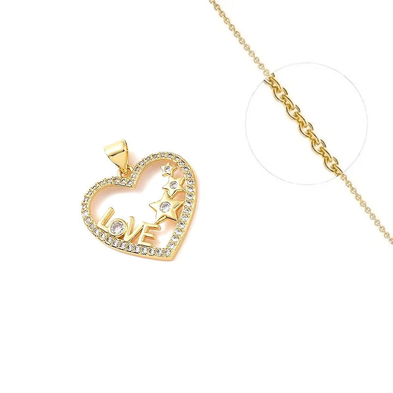 Collier Pendentif Cœur Love Zirconiums Blancs Sertis Doré – Plaqué Or 1 Micron