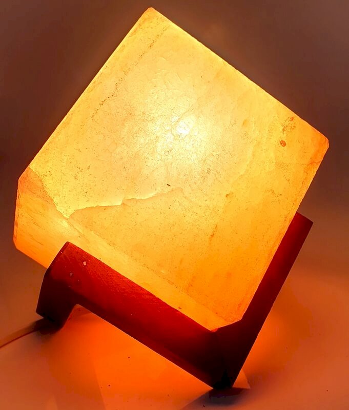Lampe de Sel Himalaya Cube Design – 3 KG | Finition Exceptionnelle | Kit CE & Socle Bois