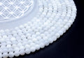 Perles de Lune Blanche 'AA' 6mm sur fil 38cm