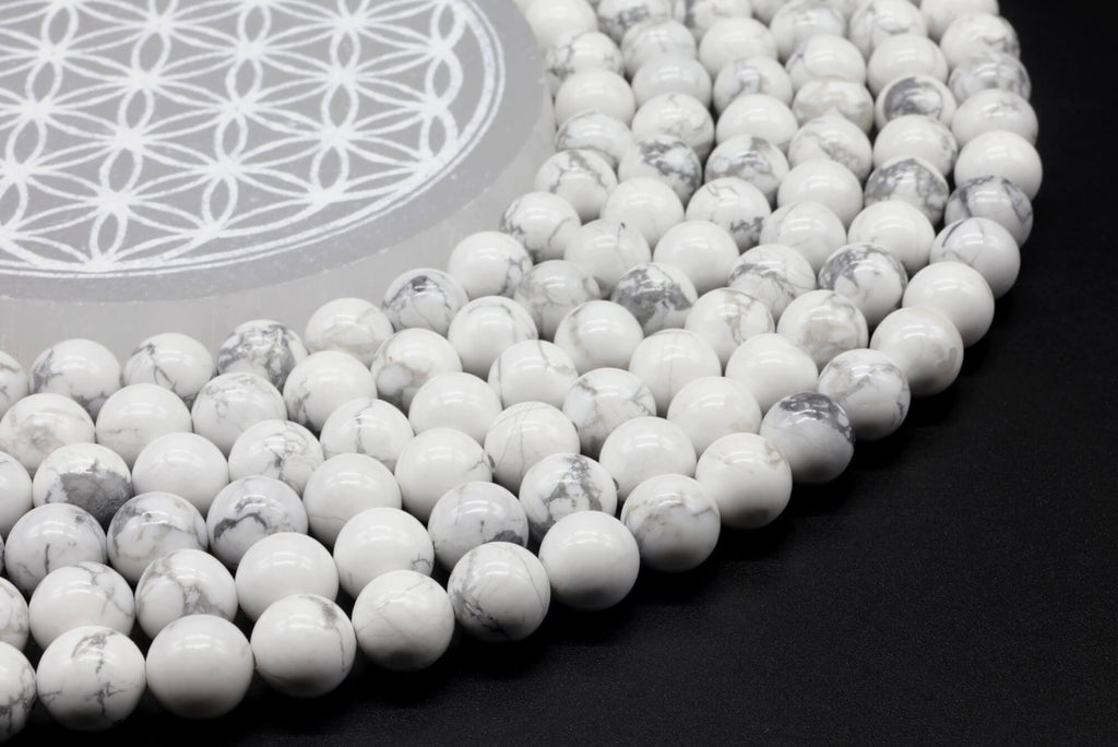 Perles Howlite 10mm sur fil 38cm
