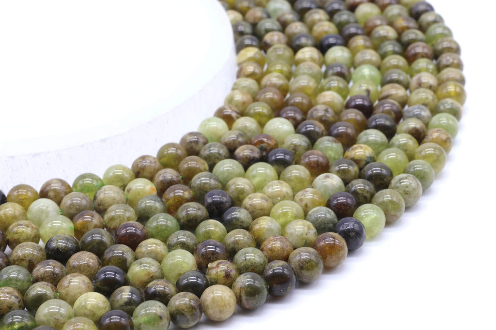 Perles Grenat Vert 6mm sur fil 38cm