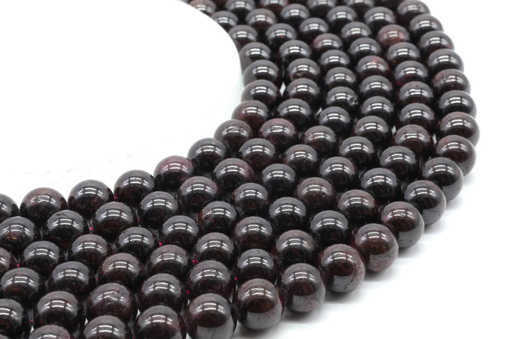 Perles Grenat 10mm sur fil 38cm