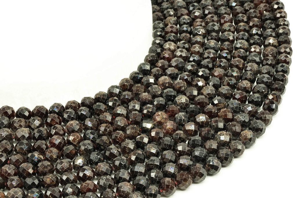 Perles facettées Grenat 6mm sur fil 38cm