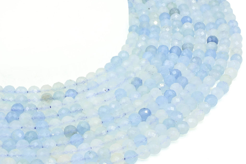 Perles facettées Aigue Marine 6mm sur fil 38cm
