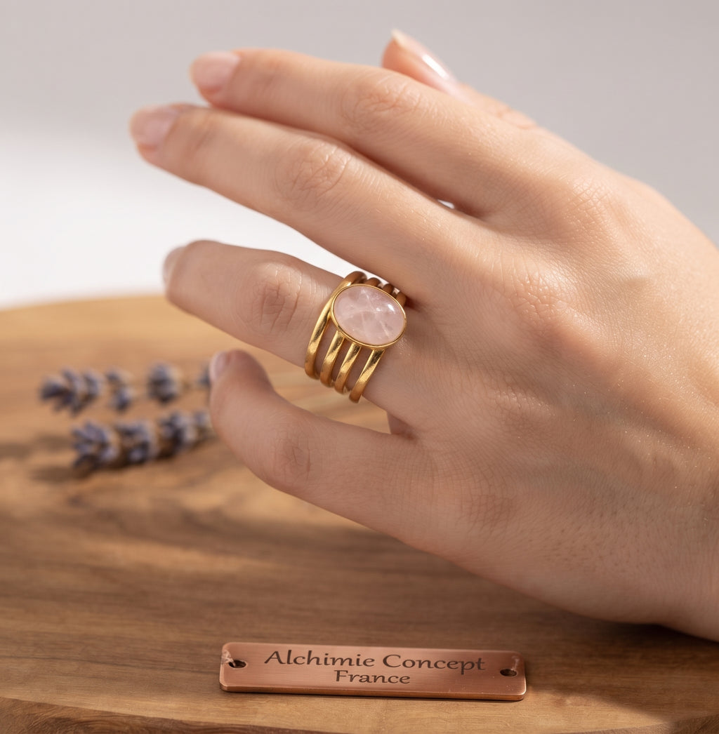 Bague Trident Quartz Rose – Acier Inoxydable Ajustable | Pierre Naturelle