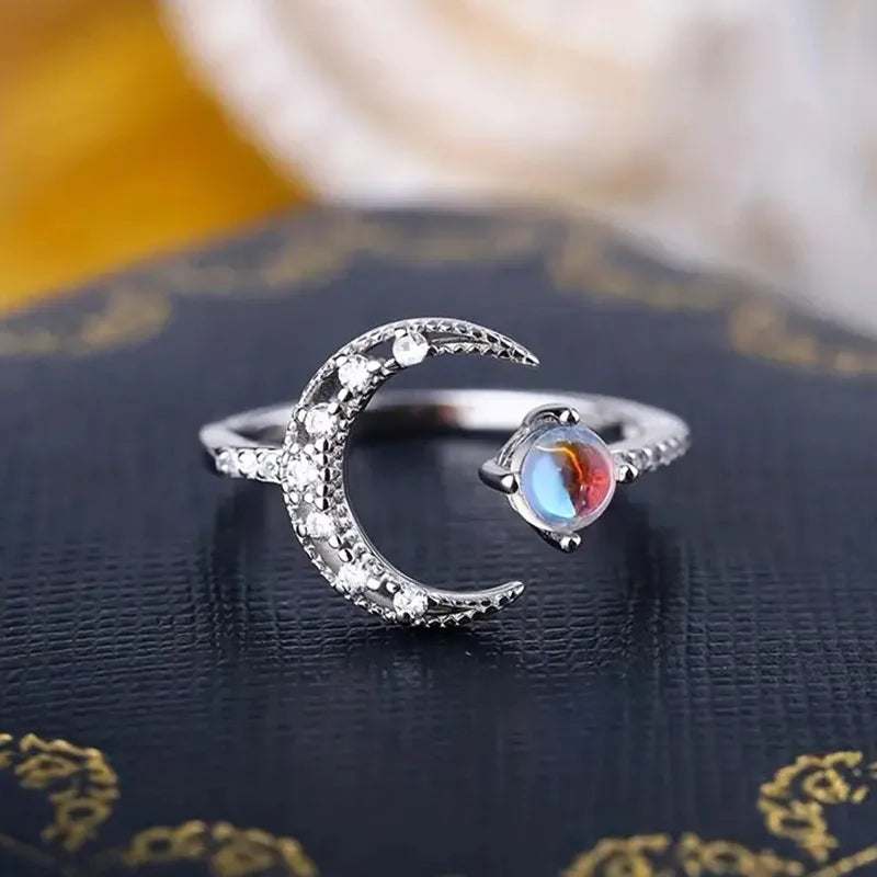 * Bague Cuivre avec Incrustation en Pierre de Lune Forme de Lune Réglable