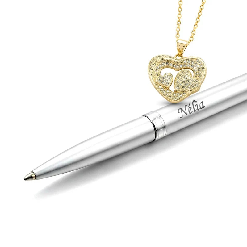 Collier Pendentif Trois Cœurs Serti de Zirconiums Étincelants Doré – Plaqué Or 1 Micron