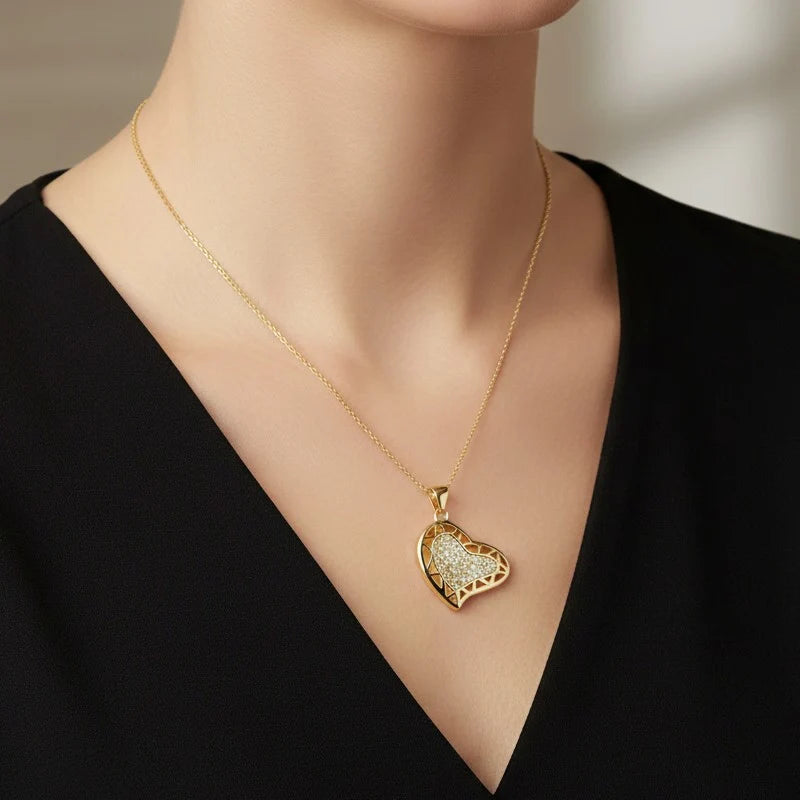 Collier Pendentif Cœur Serti de Zirconiums Étincelants Doré – Plaqué Or 1 Micron | Bijou Femme