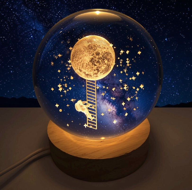 Veilleuse USB Verre Escapade Lunaire – Gravure Intérieure Lumière Jaune 9cm | Décoration Céleste