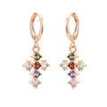 Boucles d'Oreilles Croix Zirconiums Multicolores – Plaqué Or Rose | Glamour & Élégance