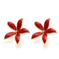 Boucles d'Oreilles Fleur en Nacre Rouge – Élégance Dorée