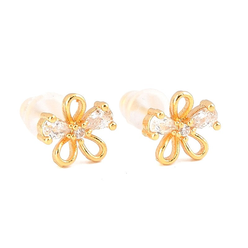 Boucles d'Oreilles Puces Fleur – Dorées à l'Or Fin | Élégance Intemporelle