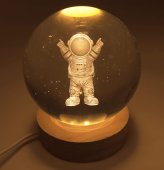 Veilleuse USB Verre Astronaute 9cm – Gravure Intérieure Lumière Jaune