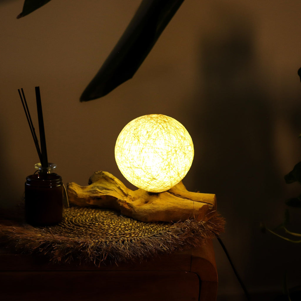 * Lampe DriftGlow Cotton Wrap – Abat-jour crème et pied en bois flotté