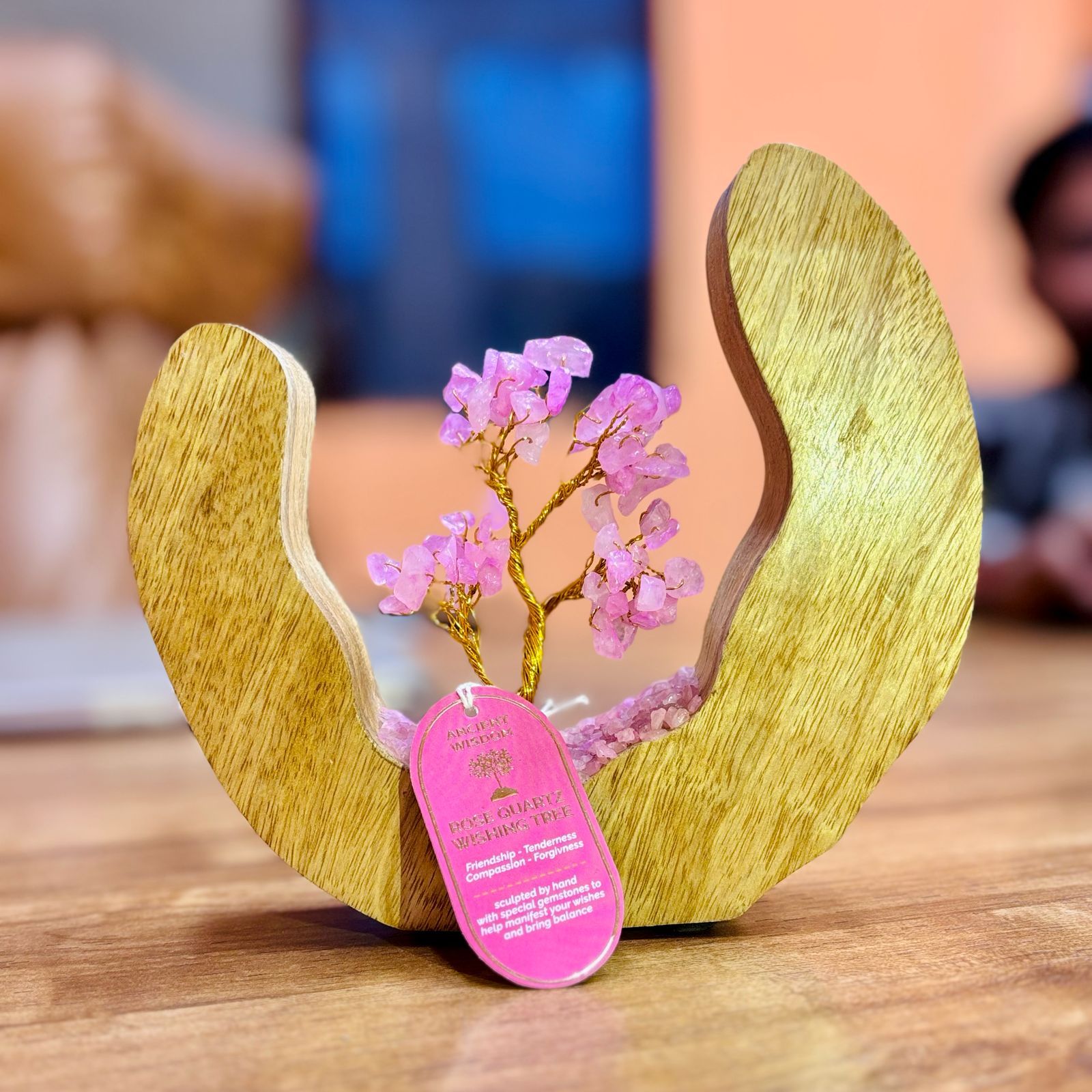 Jardin d'Arbre de Gemmes – Anneau Ouvert en Bois de Manguier – Quartz Rose – 60 Pierres