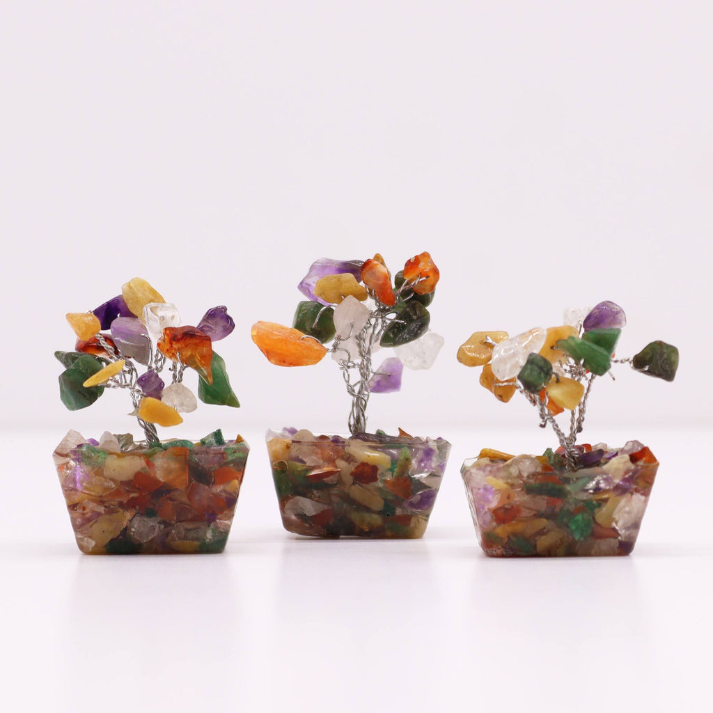 Mini Arbres en Pierres Précieuses sur Base d'Orgonite – Multi-Pierres (15 pierres)