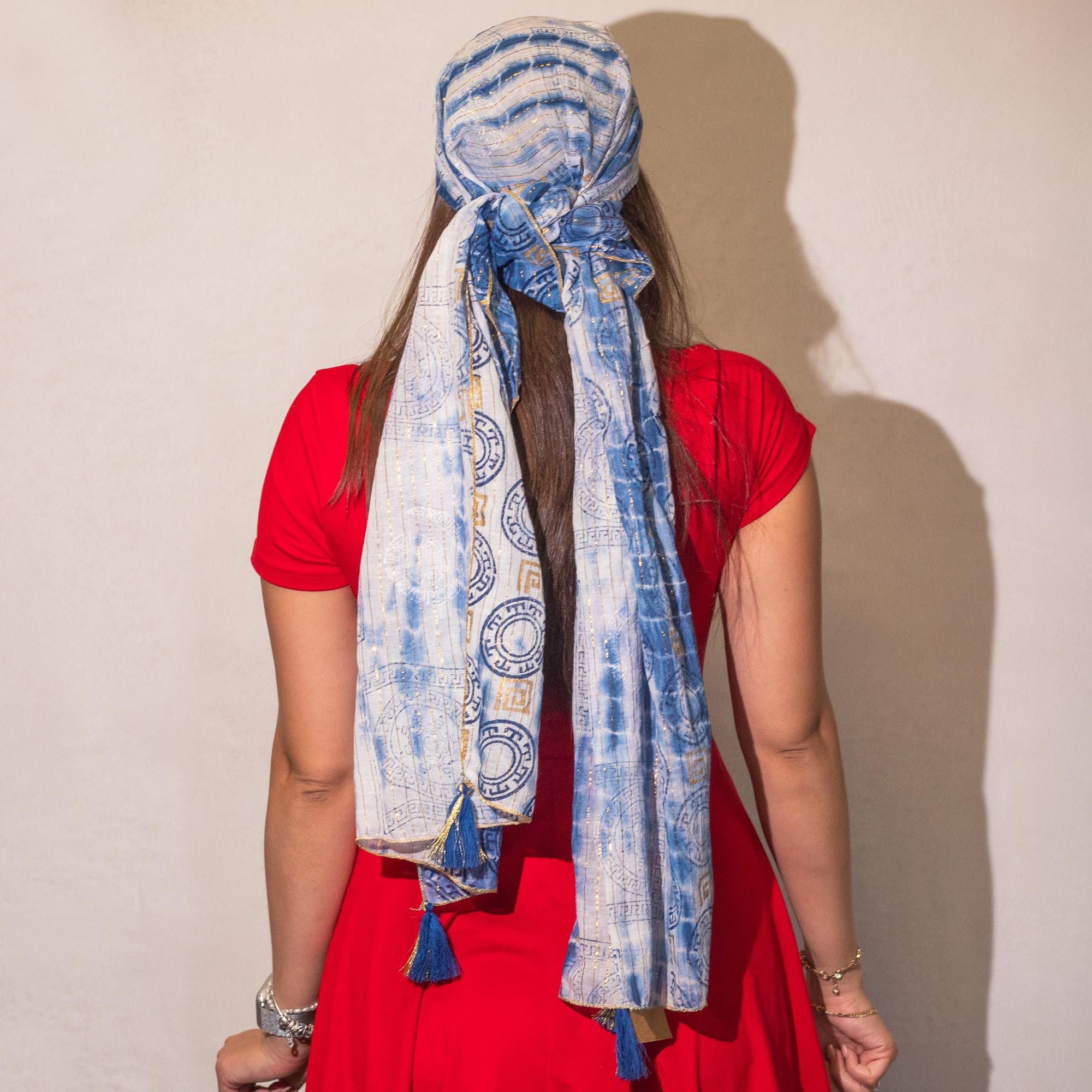 Foulard Femme Bleu & Or Imprimé Marbella avec Franges – Collection Nomad Sari Summer (180x50cm)