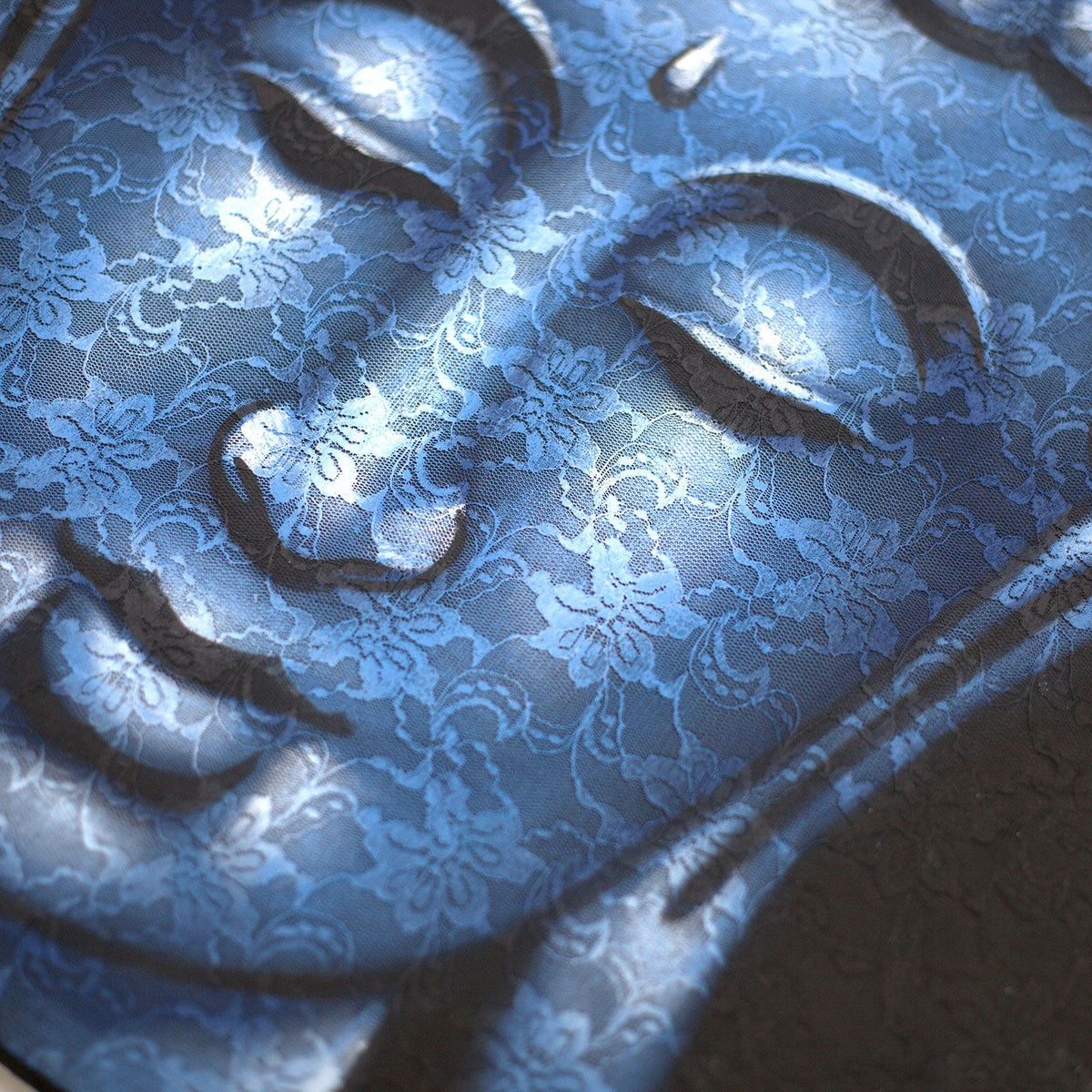 * Tableau Bouddha bleu avec détails de brocart, 60 × 80 cm