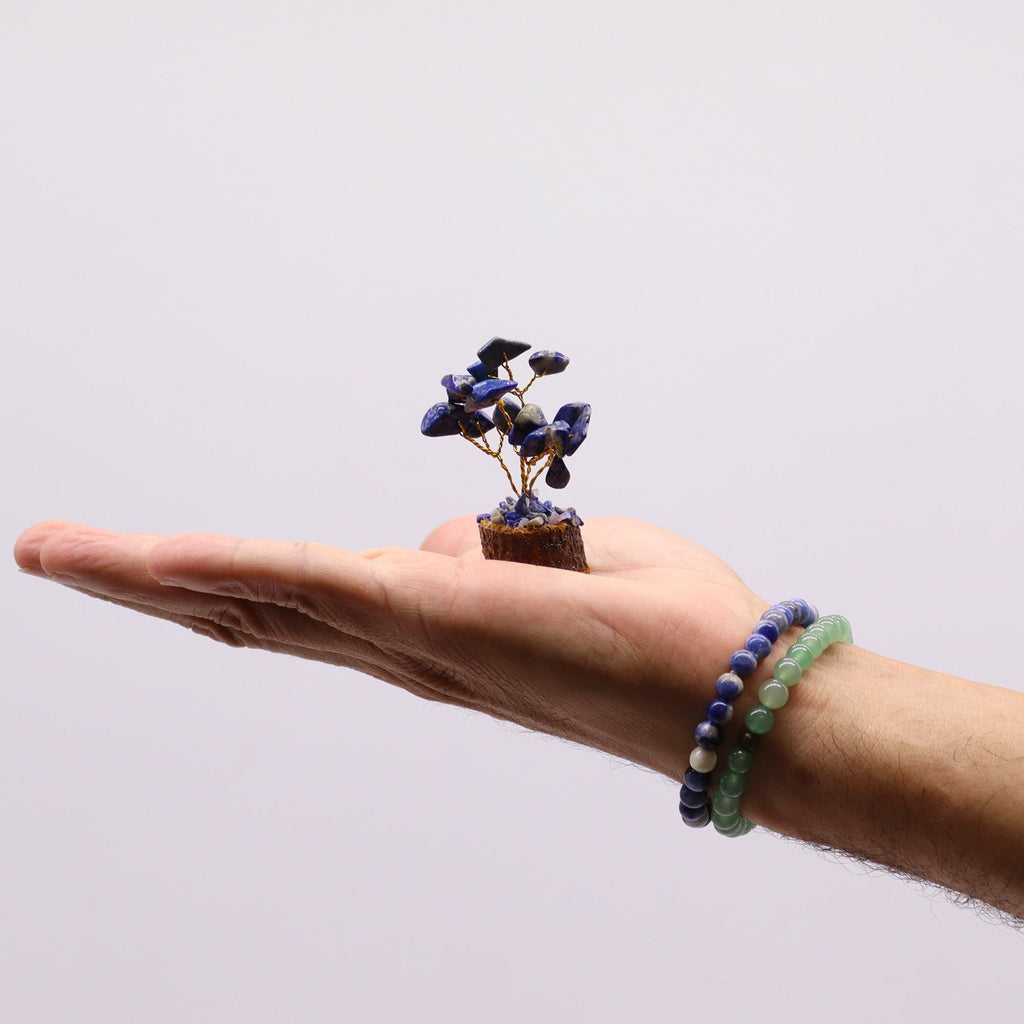Mini Arbres en Pierres Précieuses sur Socle en Bois – Sodalite (15 pierres)