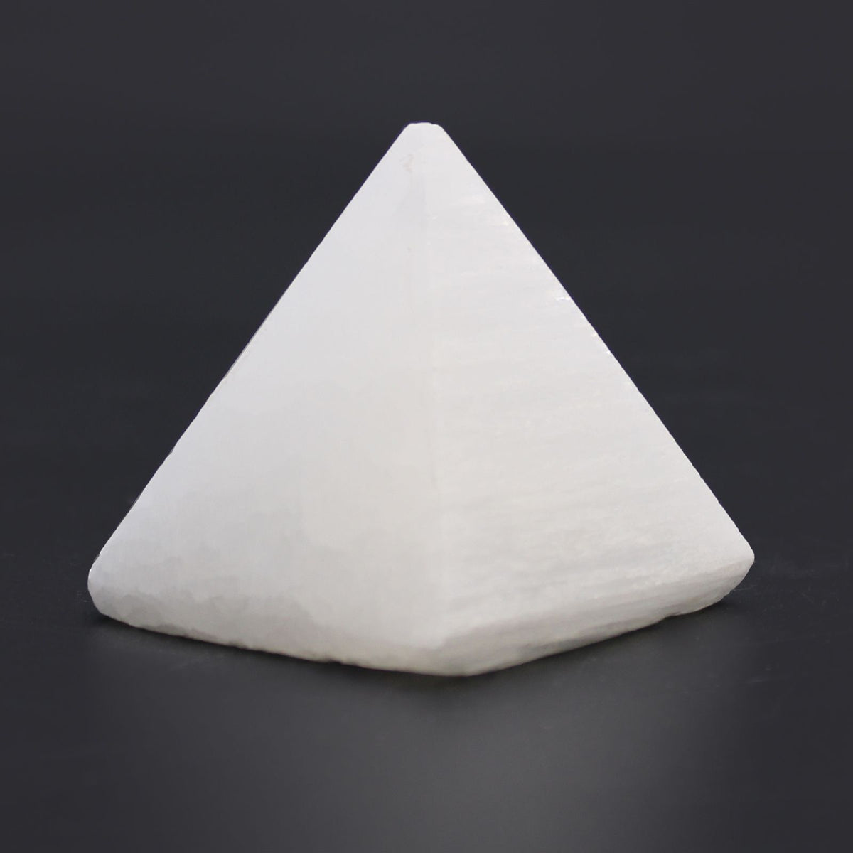 Pyramide en Sélénite - 5 cm