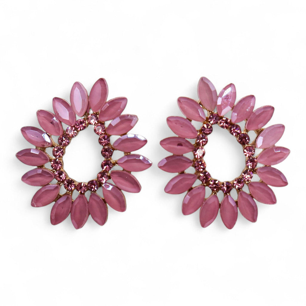 * Boucles d’oreilles créoles en verre vintage rose pâle