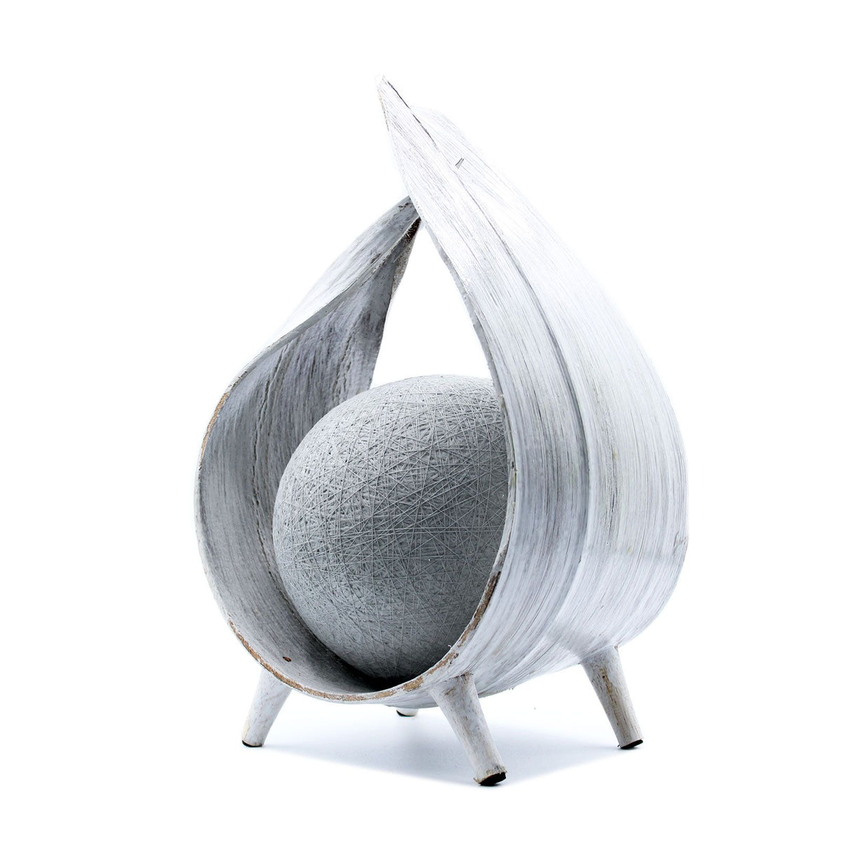 * Lampe naturelle en feuille de cocotier, forme enveloppante blanc patiné