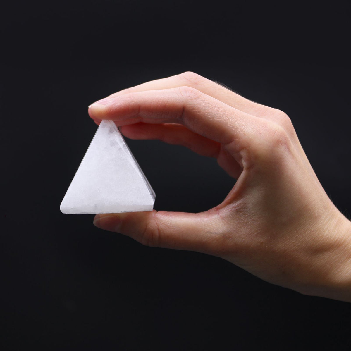 Pyramide en Sélénite - 5 cm