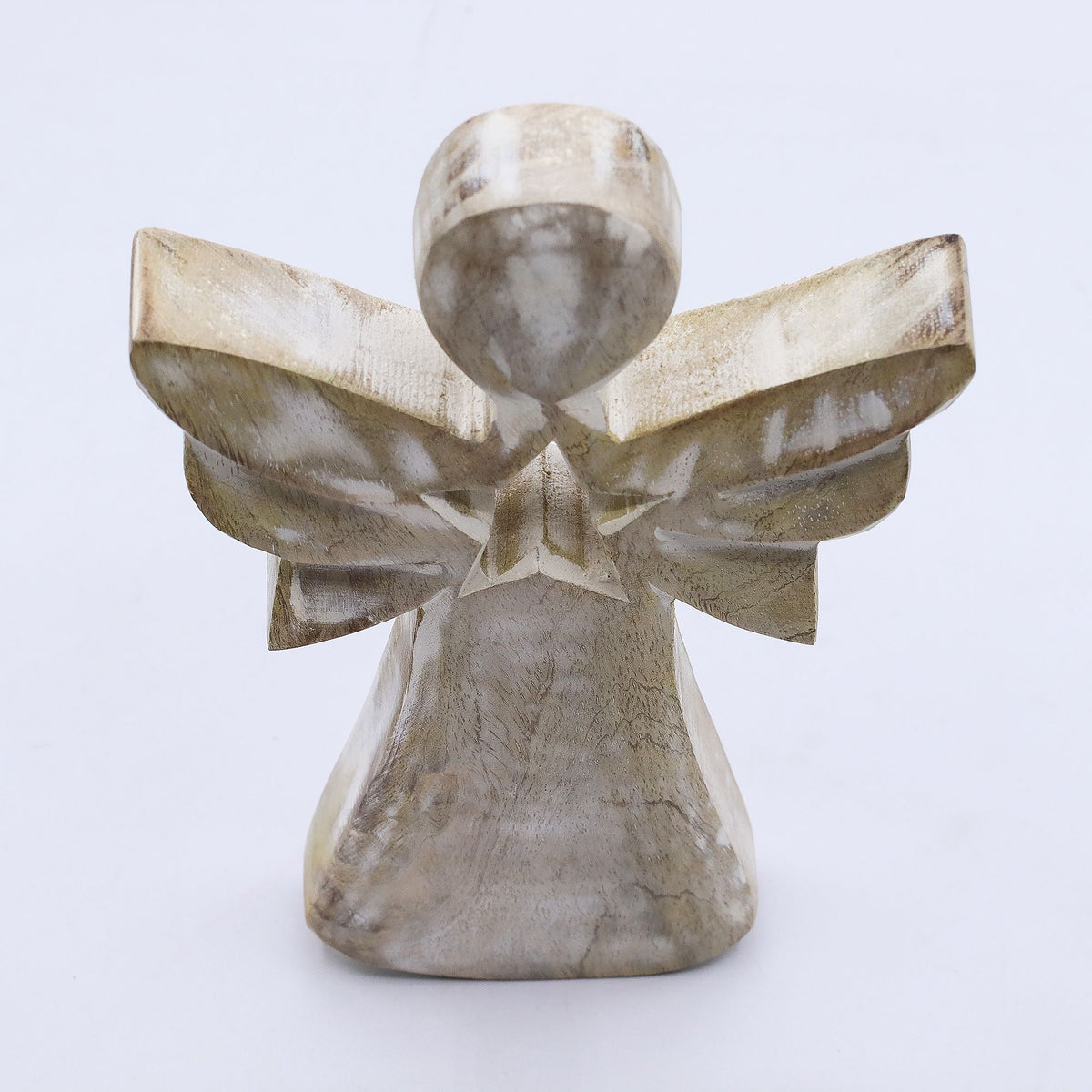 * Ange en bois de manguier – Finition blanchie avec étoile ajourée