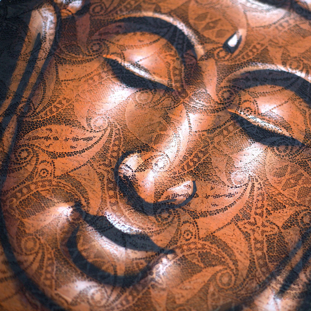 * Tableau Bouddha cuivré avec détails de brocart, 60 × 80 cm