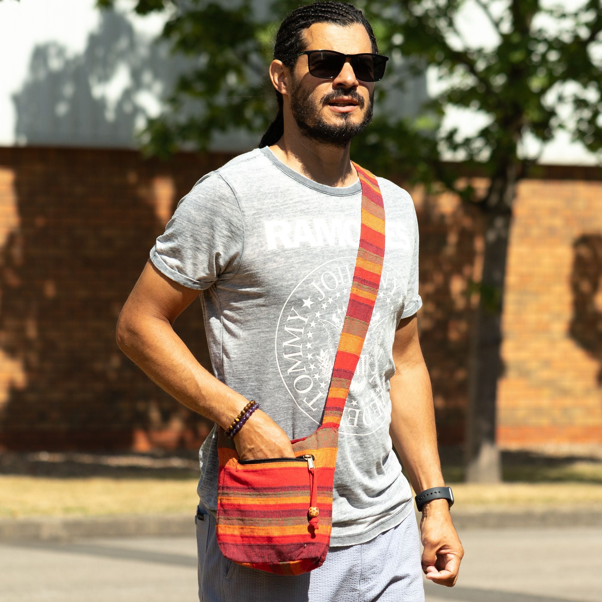 Sac Sling Népalais Orange Lever de Soleil – Format Standard | 21x24x9cm | Artisanal