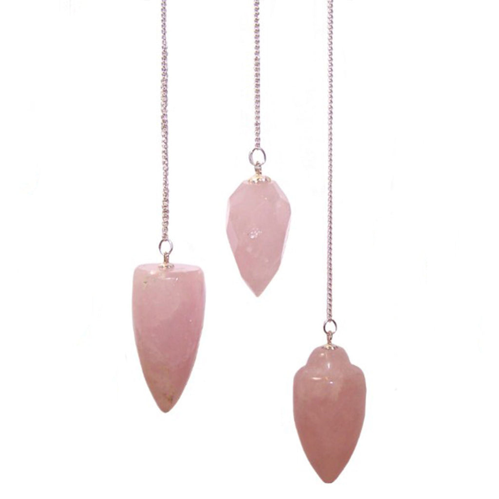 Pendule en quartz rose avec chaîne argentée