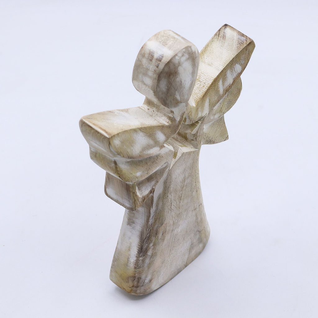 * Ange en bois de manguier – Finition blanchie avec étoile ajourée