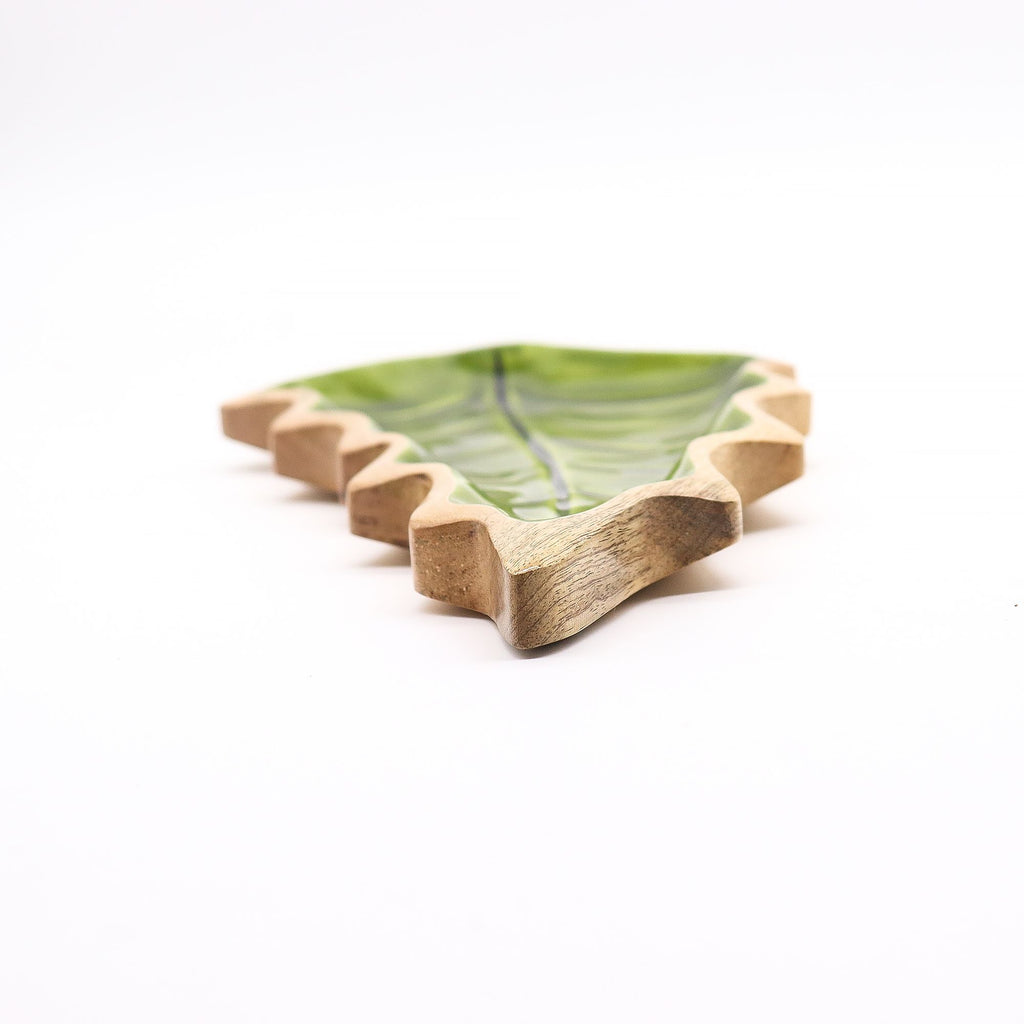 * Perdu dans la forêt – Bol en bois émaillé en forme de feuille – 33 × 17 cm