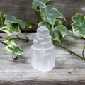 Tour en sélénite naturelle – 5 cm