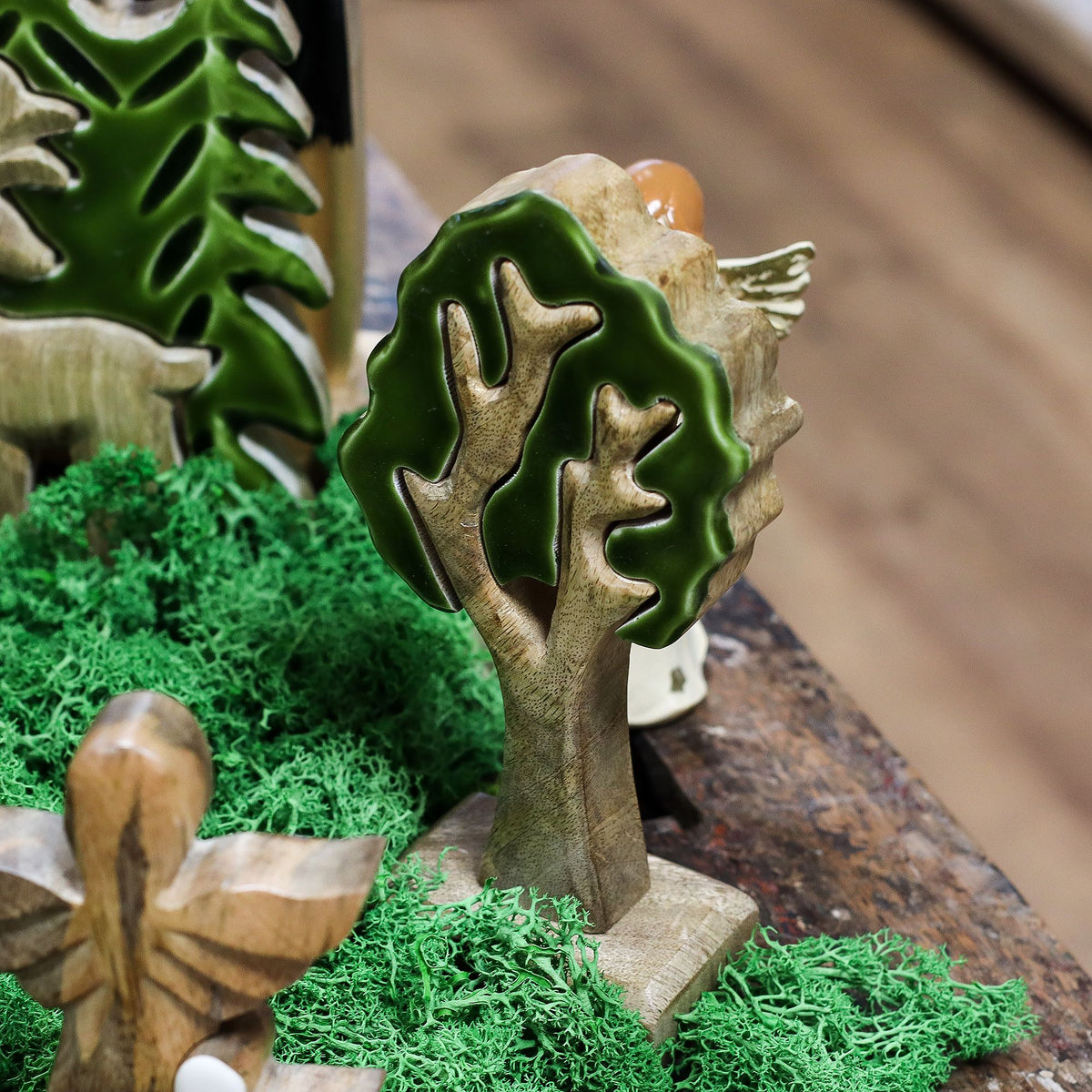 * Perdu dans la forêt – Décoration en bois 3D Arbre – 20 × 10 cm