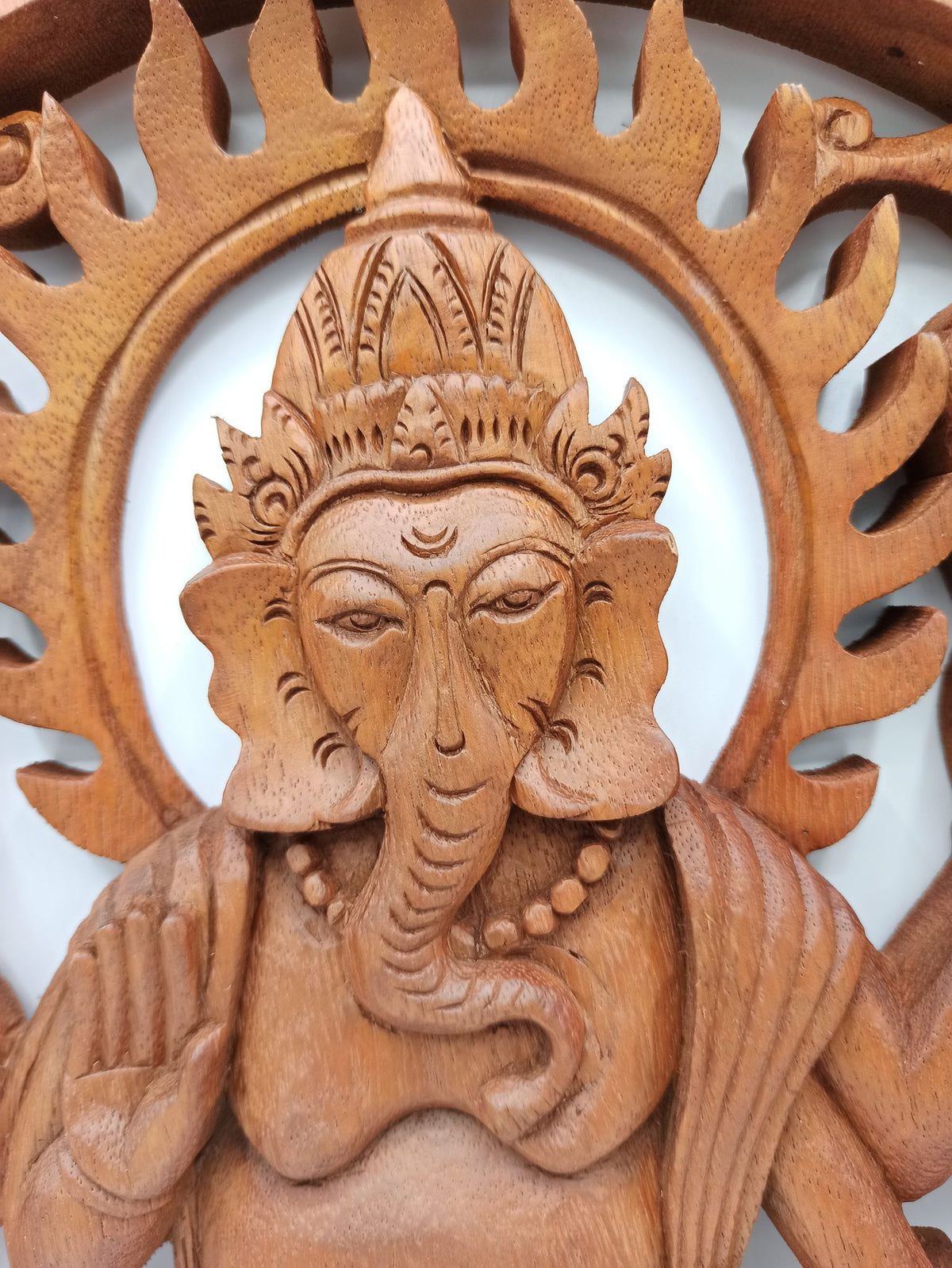 * Panneau mural Ganesh en bois de suar sculpté à la main, 40 cm