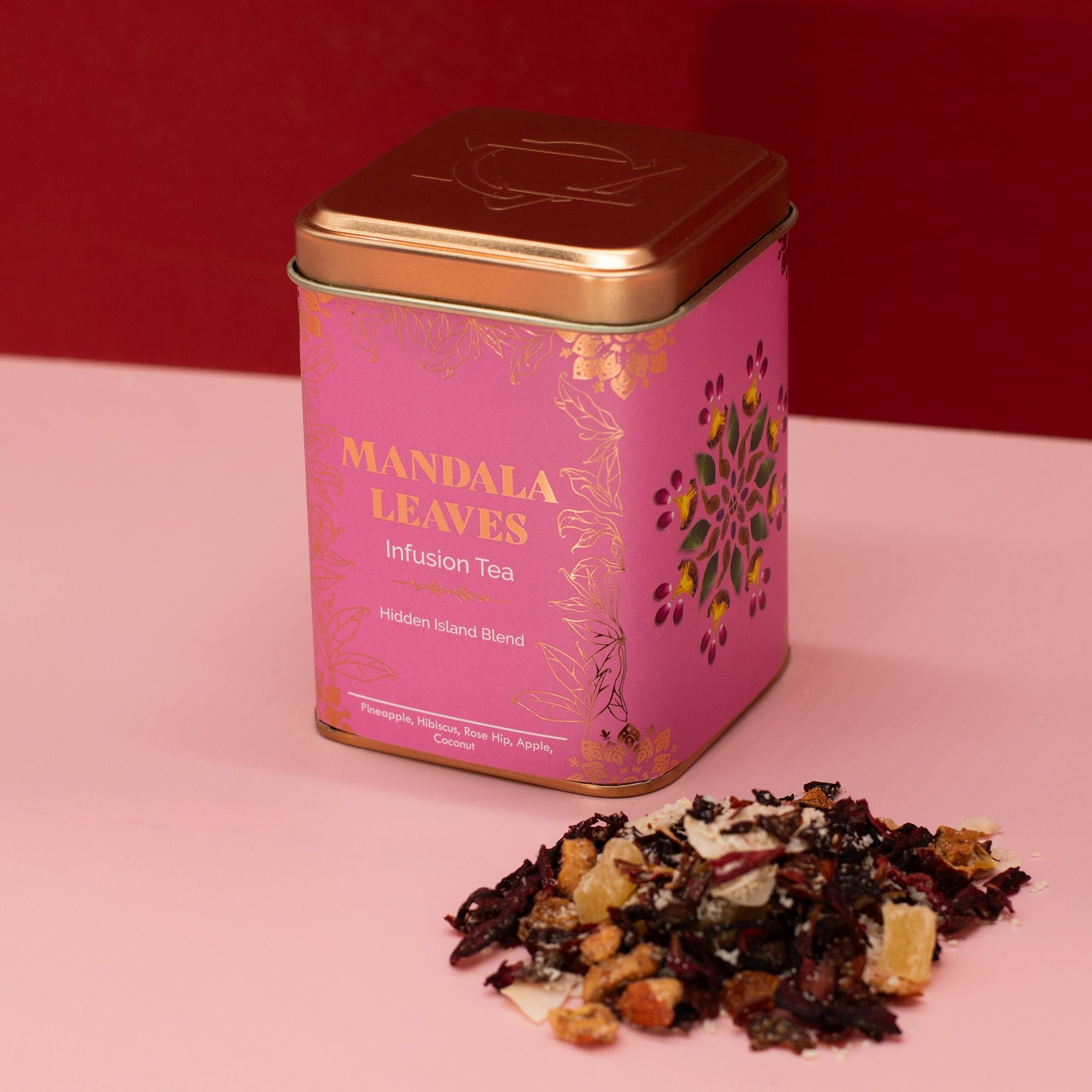 Thé Îles Cachées 50g – Infusion Ananas Noix de Coco Hibiscus | Boîte Métallique Tropicale