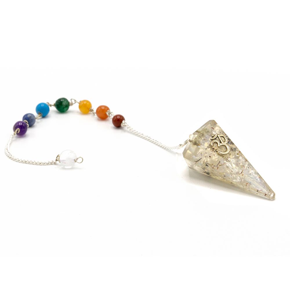 * Pendule chakra en orgonite – Om