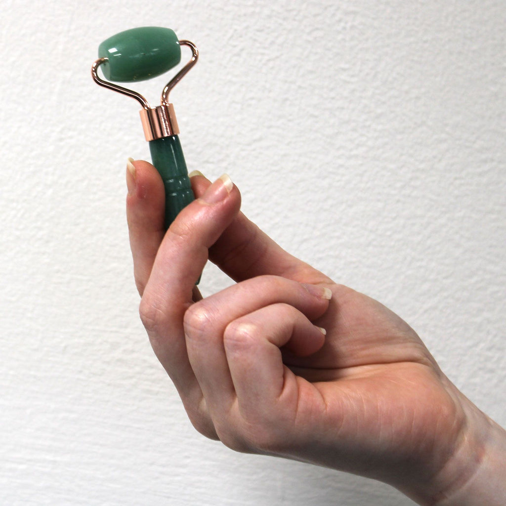 Mini rouleau facial en améthyste