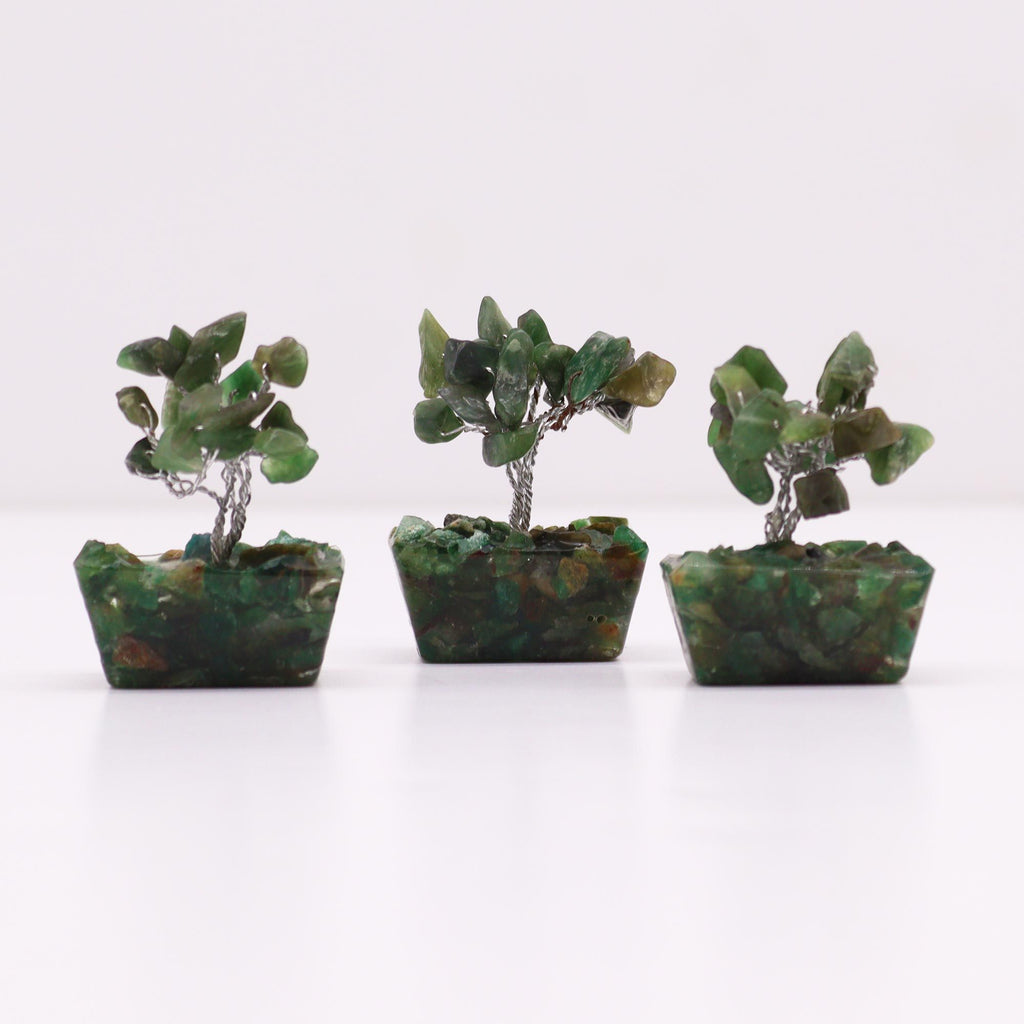 Mini Arbres en Pierres Précieuses sur Base d'Orgonite – Aventurine Verte (15 pierres)