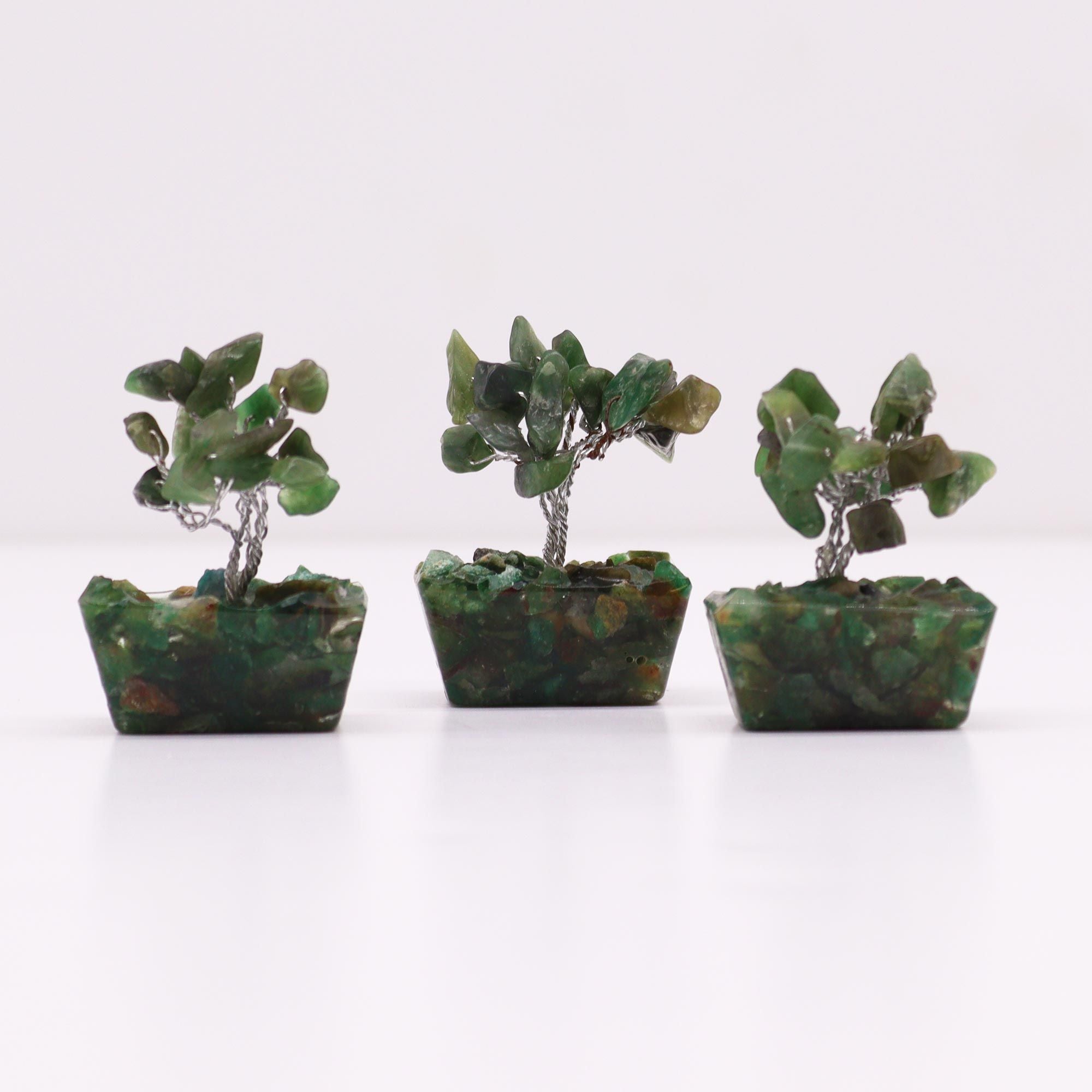 Mini Arbres en Pierres Précieuses sur Base d'Orgonite – Aventurine Verte (15 pierres)