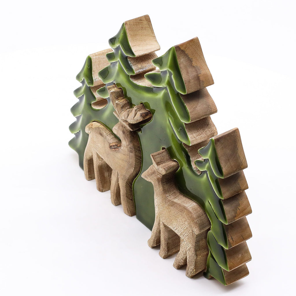 * Perdu dans la forêt – Décoration en bois 3D à deux cerfs – 18 × 23 cm