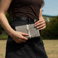 Pochette Enroulée Multi-Usage en Chanvre – Coloris Assortis | Artisanale Népal