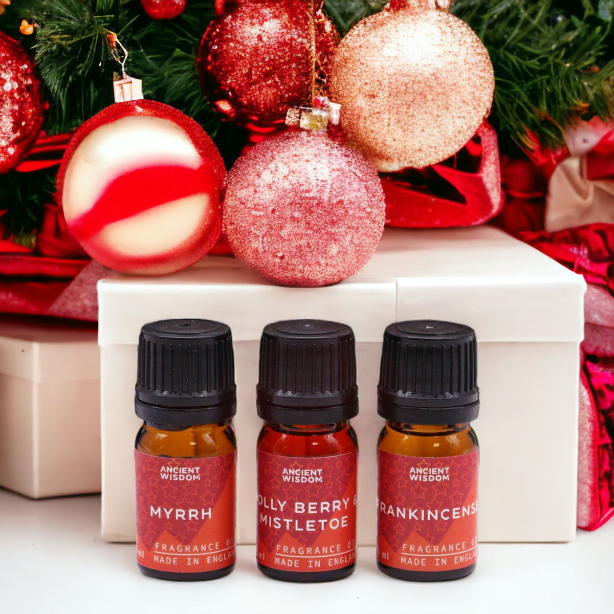 * Coffret d’huiles parfumées Senteurs sacrées de Noël – 12 × 5 ml