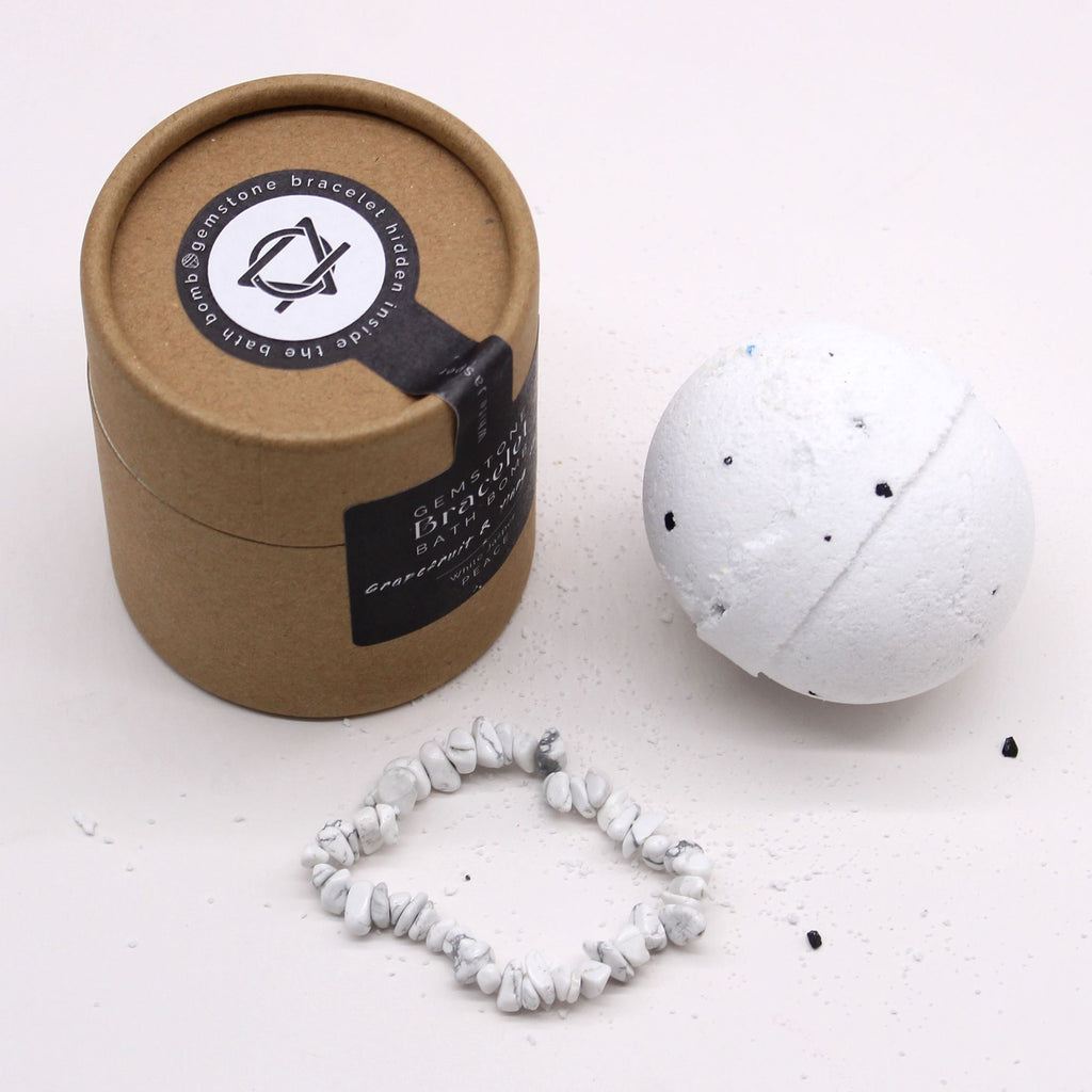 * Bombe de bain avec bracelet en jaspe blanc – Pamplemousse, ylang-ylang et sel marin