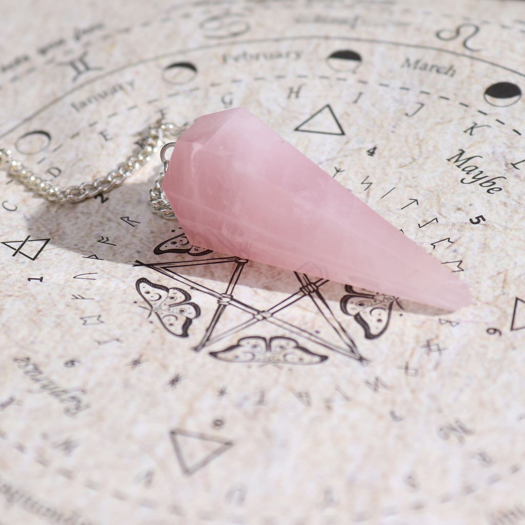 Encens rituel Ancient Witch – Amour – Pendule en quartz rose
